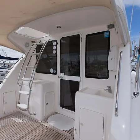 Hotel en barco Yaku Wayra Charter Playa Blanca (Lanzarote)