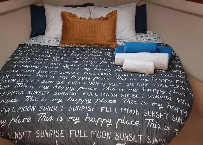 Yaku Wayra Charter ספינת מלון פלאיה בלנקה