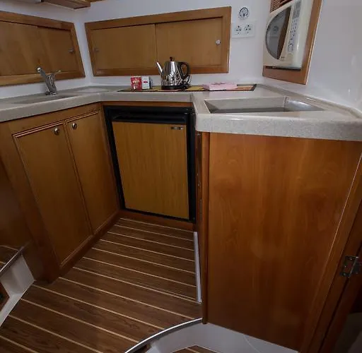 ספינת מלון Yaku Wayra Charter פלאיה בלנקה